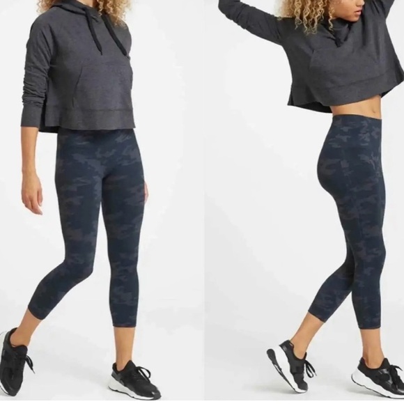 Spanx Cropped lamn Leggings Black Camo 20099R - Picture 1 of 9